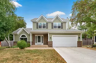 872 Winterberry Ct, Woodbury, MN 55125 - Photo 2