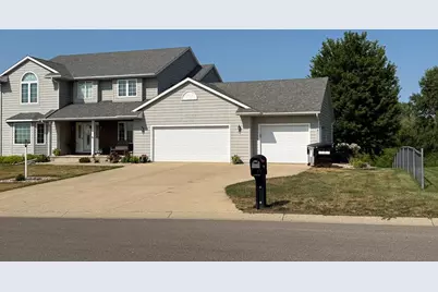 765 Sterling Avenue, Worthington, MN 56187 - Photo 4