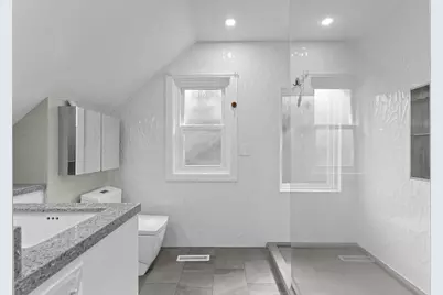 15 Sheridan Avenue S, Minneapolis, MN 55405 - Photo 26