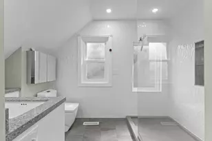 15 Sheridan Ave S, Minneapolis, MN 55405 - Photo 26