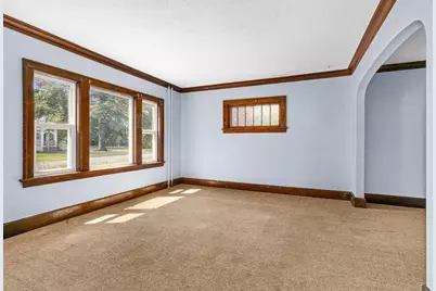 410 N 39th Avenue W, Duluth, MN 55807 - Photo 4