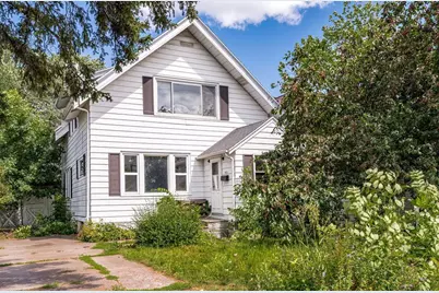 410 N 39th Avenue W, Duluth, MN 55807 - Photo 1