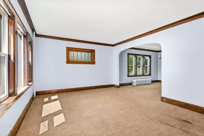 410 N 39th Avenue W, Duluth, MN 55807 - Photo 2