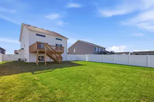 3851 19th St S, Moorhead, MN 56560 - Photo 36