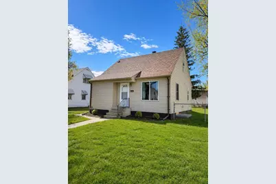 1712 Arlington Avenue E, Saint Paul, MN 55106 - Photo 1