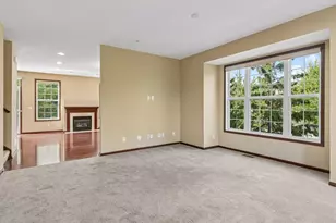 10002 Gentian Dr, Eden Prairie, MN 55347 - Photo 28