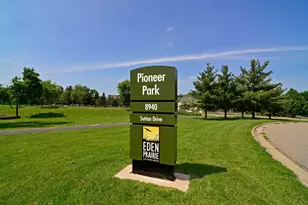 10002 Gentian Dr, Eden Prairie, MN 55347 - Photo 76
