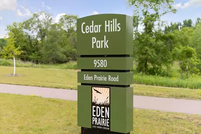 10002 Gentian Drive, Eden Prairie, MN 55347 - Photo 70
