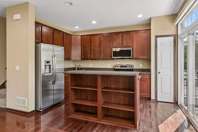 10002 Gentian Drive, Eden Prairie, MN 55347 - Photo 38
