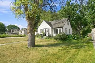 1115 Marshall Avenue, Saint Paul Park, MN 55071 - Photo 1