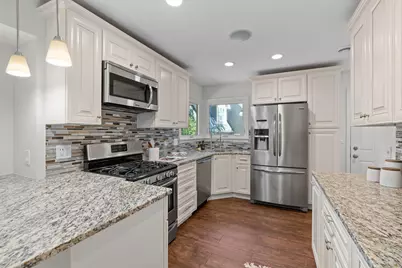 12918 Rutledge Circle, Minnetonka, MN 55305 - Photo 6