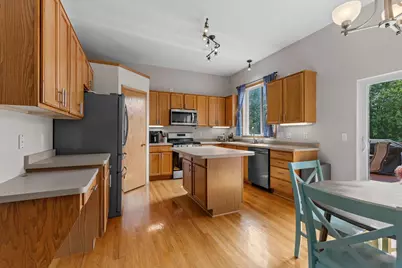14974 Hillside Trail, Savage, MN 55378 - Photo 16