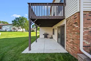 3837 Gershwin Ave N, Oakdale, MN 55128 - Photo 22