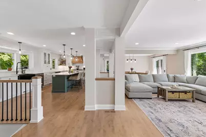 2312 Sheridan Hills Road, Wayzata, MN 55391 - Photo 14