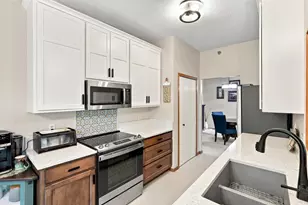 2501 Lockwood Dr, Mendota Heights, MN 55120 - Photo 12