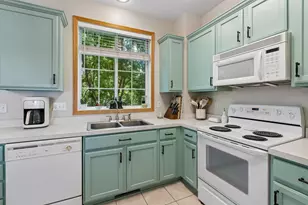 8829 Brunswick Path, Inver Grove Heights, MN 55076 - Photo 12
