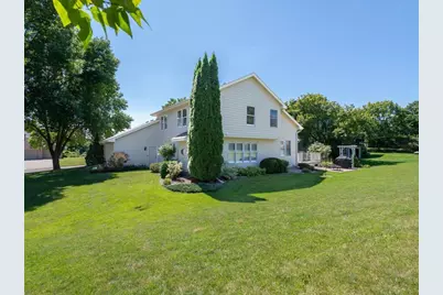 733 Ashley Drive, Chaska, MN 55318 - Photo 36