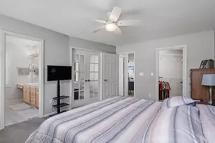 733 Ashley Dr, Chaska, MN 55318 - Photo 20