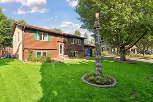 818 Pine Tree Trail, Stillwater, MN 55082 - Photo 4