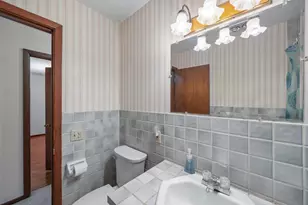 168 Linden Cir, Apple Valley, MN 55124 - Photo 10