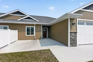 676 Voyager Dr, Alexandria, MN 56308 - Photo 8