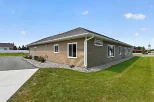 676 Voyager Dr, Alexandria, MN 56308 - Photo 6