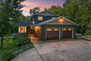 6813 Woodbine Ct SE, Rochester, MN 55904 - Photo 2
