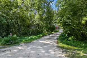 6813 Woodbine Ct SE, Rochester, MN 55904 - Photo 4