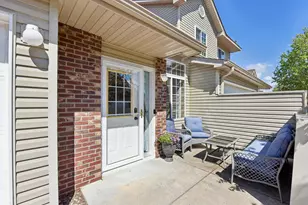 2335 Oakridge Cir, Hudson, WI 54016 - Photo 2