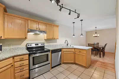 2335 Oakridge Circle, Hudson, WI 54016 - Photo 8