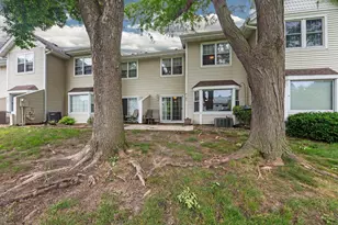 4163 Maureen Dr NE, Columbia Heights, MN 55421 - Photo 2
