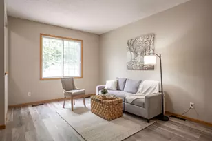 3001 Juniper Ln, Woodbury, MN 55125 - Photo 6