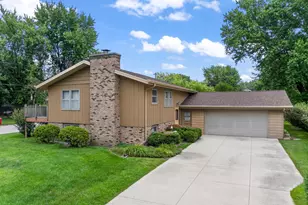 816 1st Ave NW, Byron, MN 55920 - Photo 2