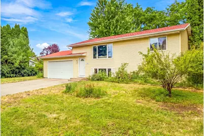2219 Windsor Road, Saint Cloud, MN 56301 - Photo 2