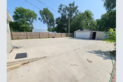 407 S 2nd Street, Marshall, MN 56258 - Photo 28