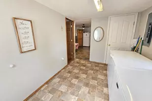 407 S 2nd St, Marshall, MN 56258 - Photo 16