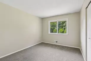 7004 74 1/2 Ave N, Brooklyn Park, MN 55428 - Photo 10