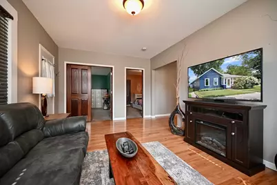 528 E 2nd Street, Winona, MN 55987 - Photo 4