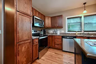 528 E 2nd St, Winona, MN 55987 - Photo 6