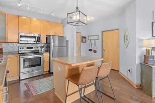 2600 University SE, Minneapolis, MN 55414 - Photo 2