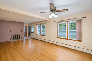 128 N Park Ln, Le Sueur, MN 56058 - Photo 14