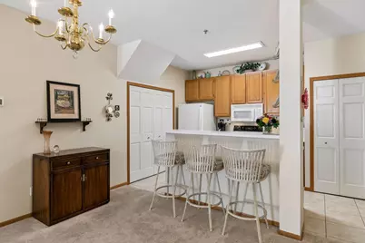 17904 Cobblestone Way #37, Eden Prairie, MN 55347 - Photo 10