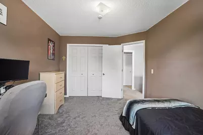 9945 Russell Avenue N #6, Brooklyn Park, MN 55444 - Photo 30