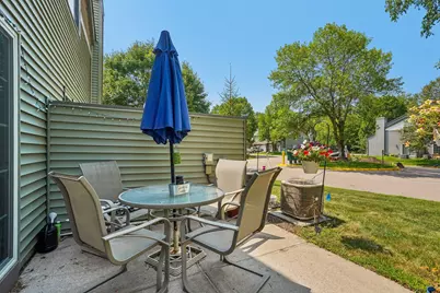 9945 Russell Avenue N #6, Brooklyn Park, MN 55444 - Photo 14