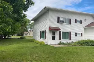 1303 11th Ave, International Falls, MN 56649 - Photo 6