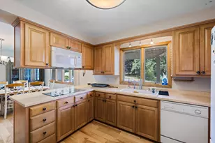 2305 S Skyline Dr S, Burnsville, MN 55337 - Photo 10