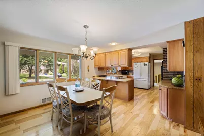 2305 S Skyline Drive S, Burnsville, MN 55337 - Photo 6