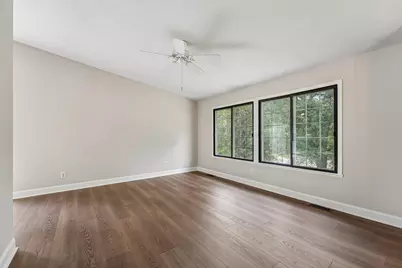2301 Mailand Road E, Maplewood, MN 55119 - Photo 10