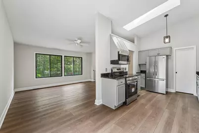 2301 Mailand Road E, Maplewood, MN 55119 - Photo 8
