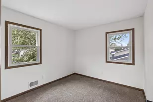 9225 Northwood Pkwy, New Hope, MN 55427 - Photo 20